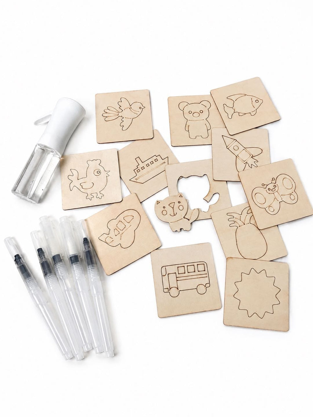 Funova Stencil, Stamp and Spray Set