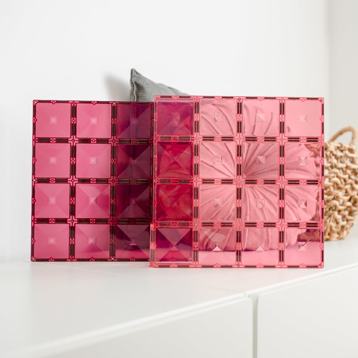 Connetix Tiles 2 Piece Base Plate Pack Pink & Berry