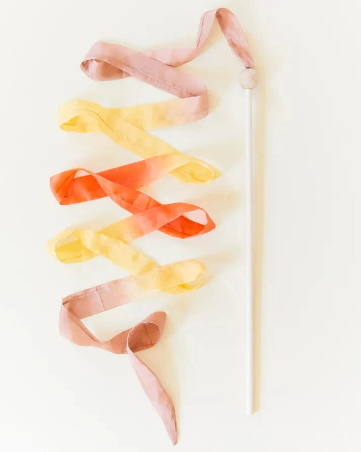 Sarah's Silks Streamer