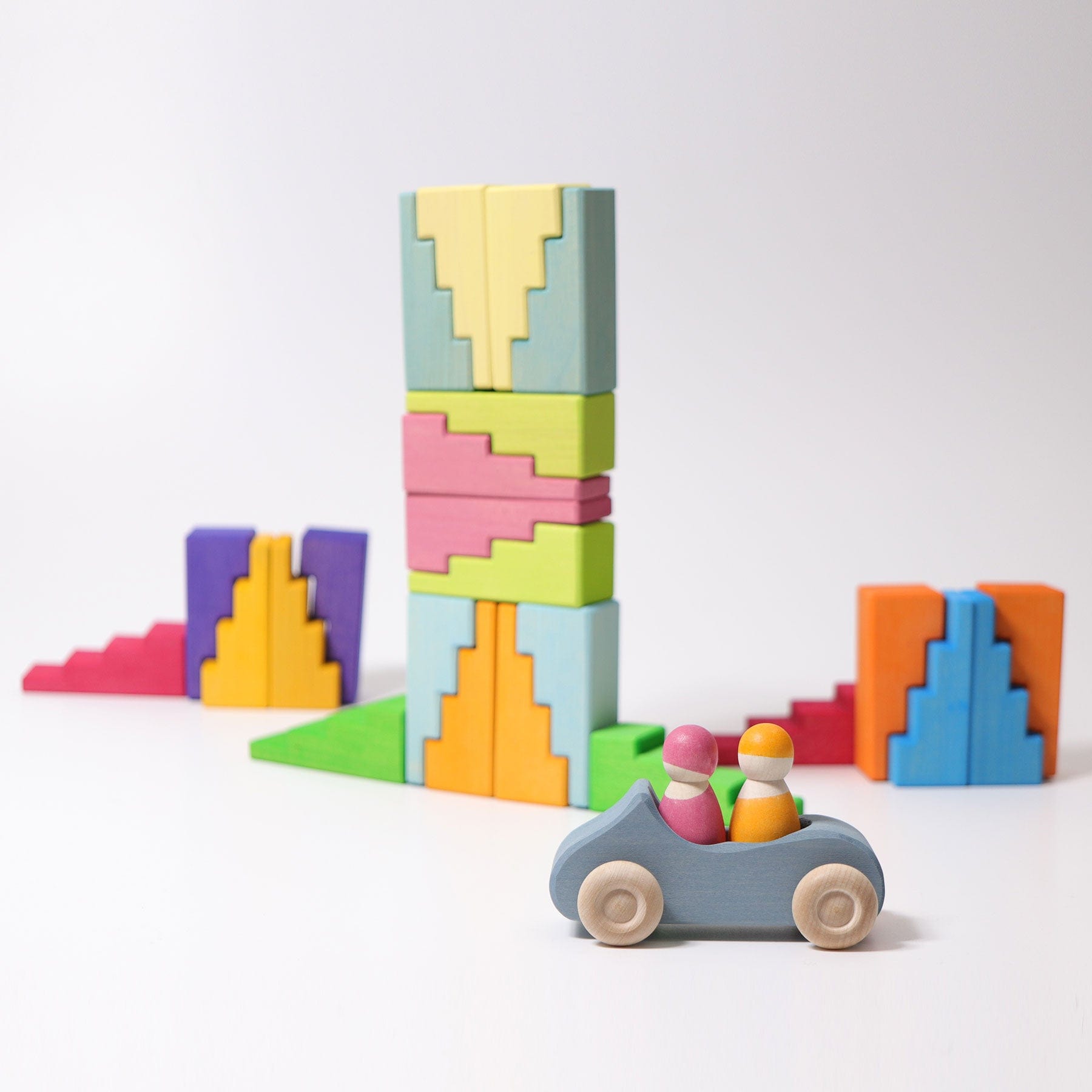 Grimm’s Stepped Roofs Rainbow